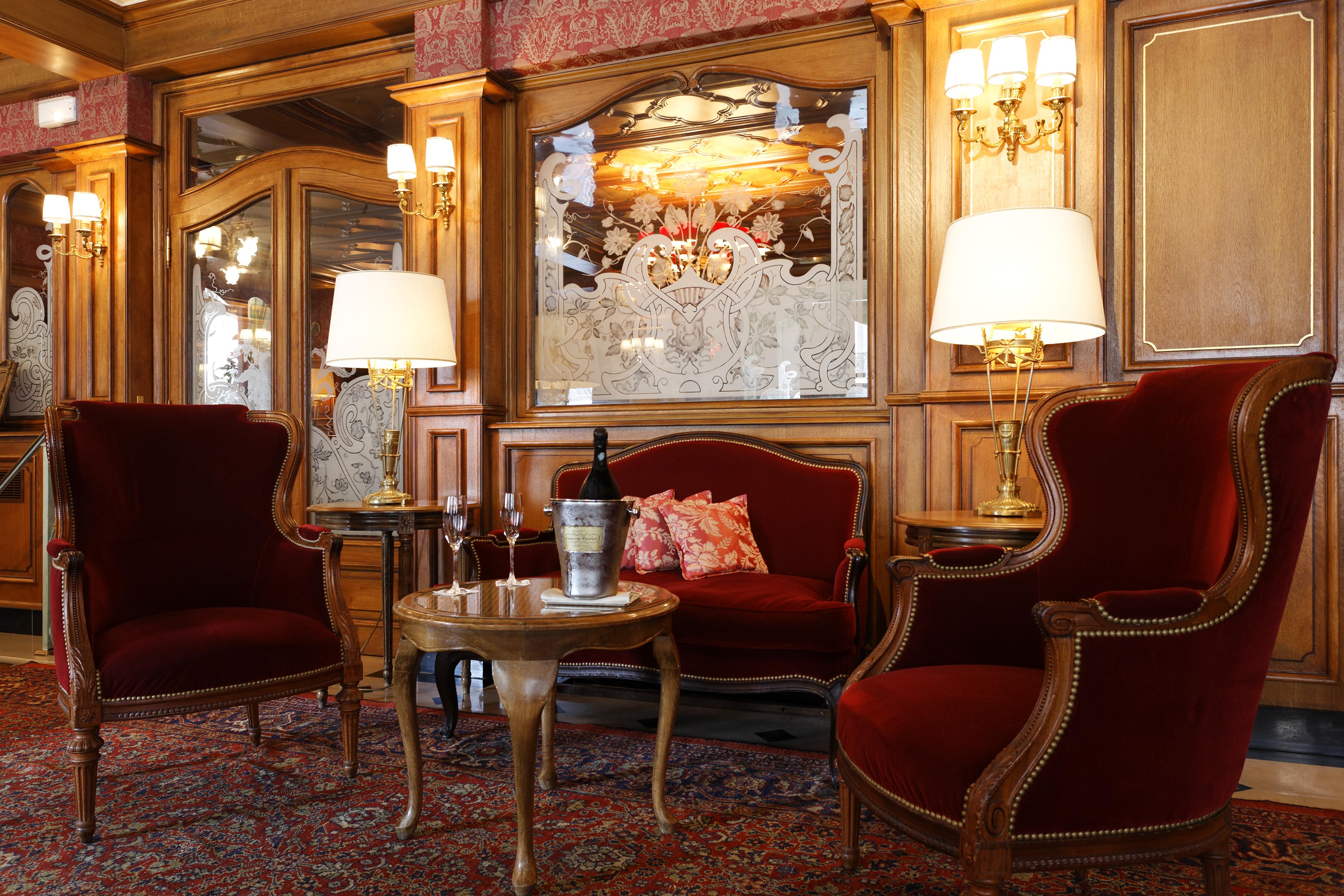 Hotel Regina Louvre Paris Exterior foto The lobby