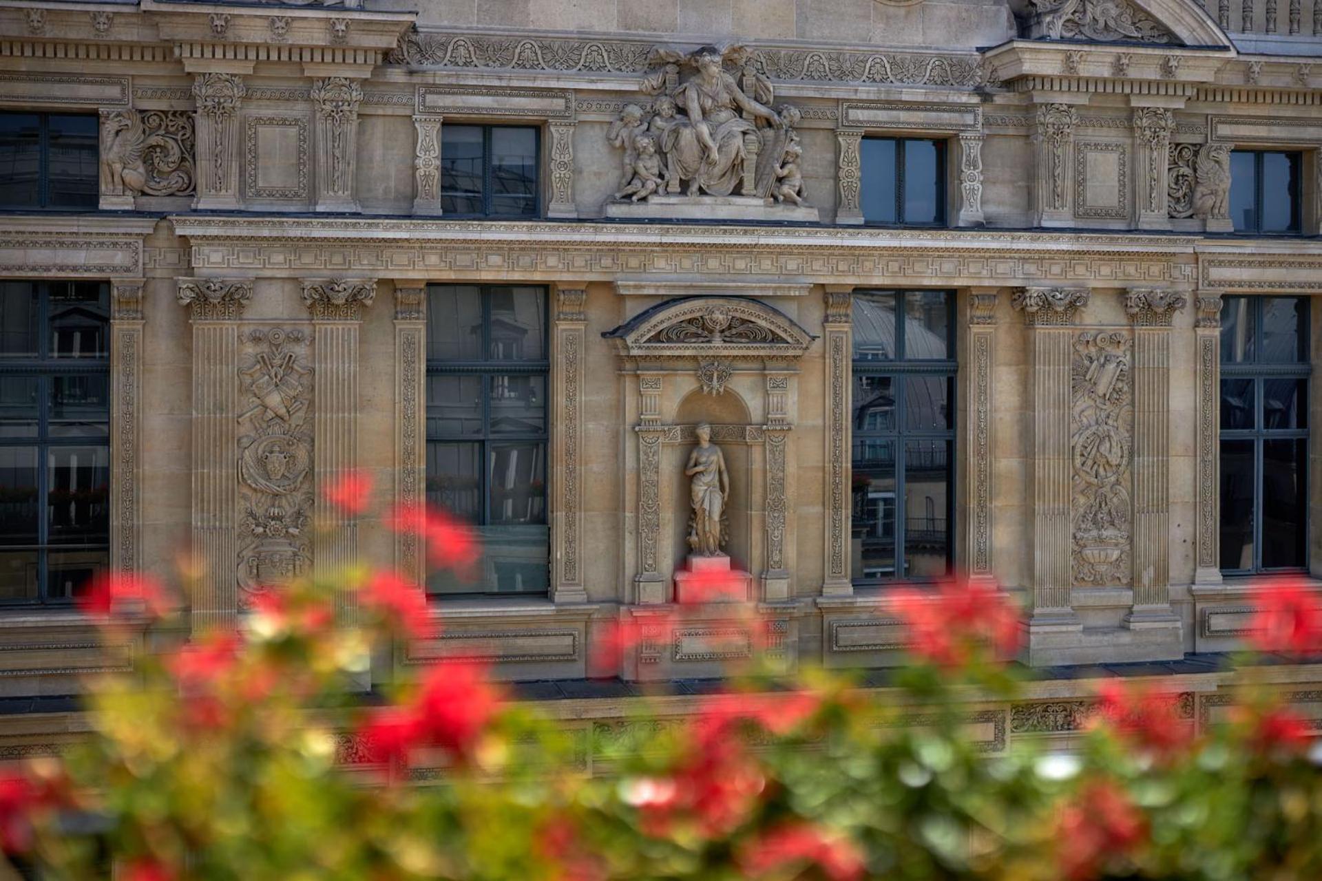 Hotel Regina Louvre Paris Exterior foto The Royal Society