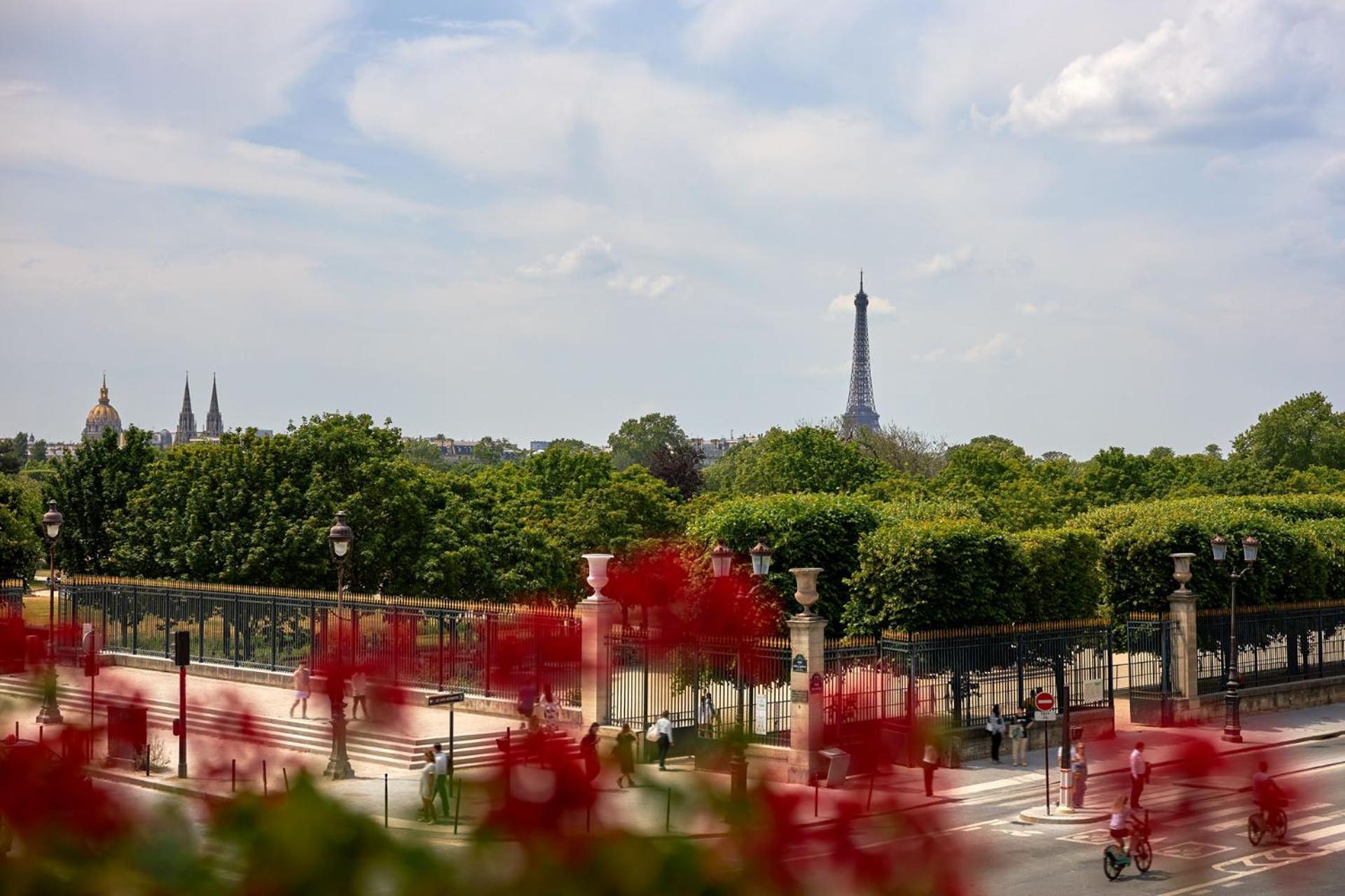 Hotel Regina Louvre Paris Exterior foto The Champ de Mars