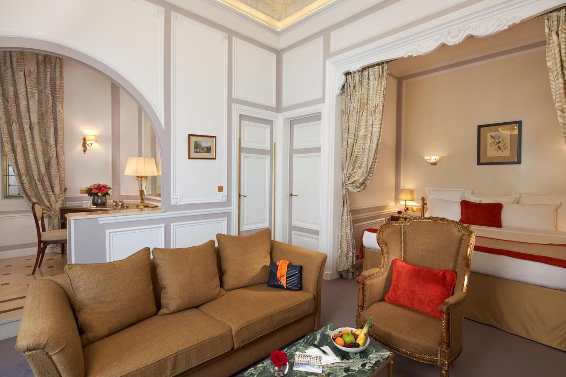 Hotel Regina Louvre Paris Exterior foto Suite at the Hotel de Crillon