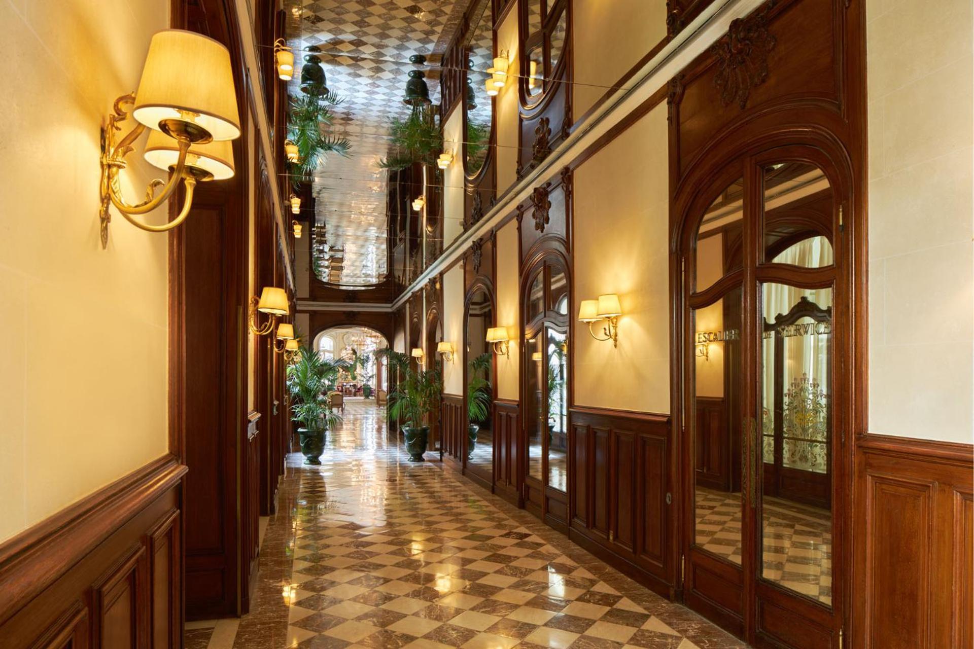 Hotel Regina Louvre Paris Exterior foto Interior of the hotel